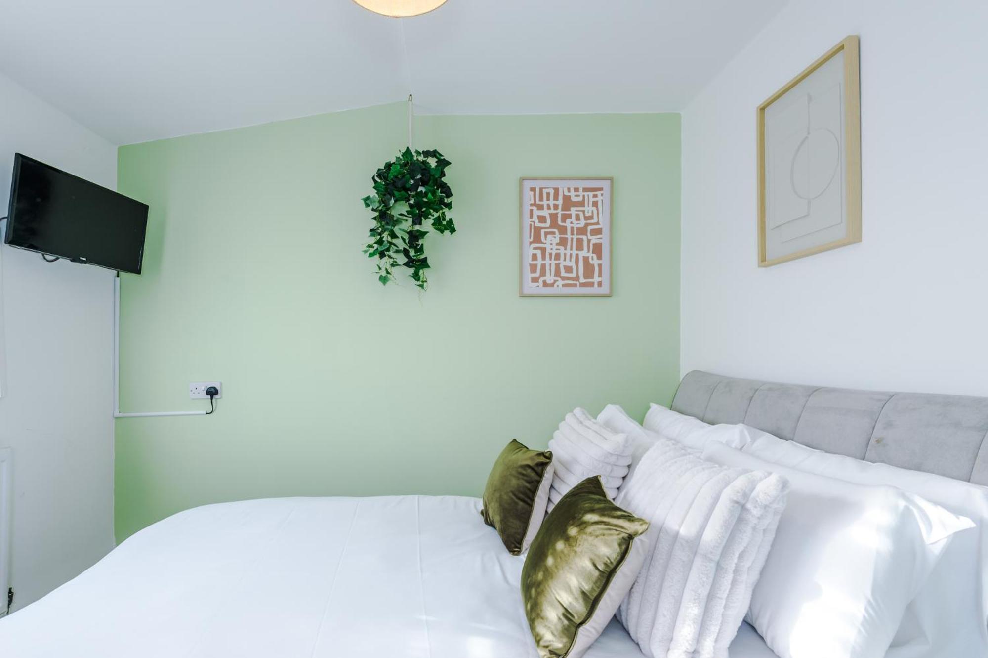 Holiday home Large 7 Bedroom Town House In Centre