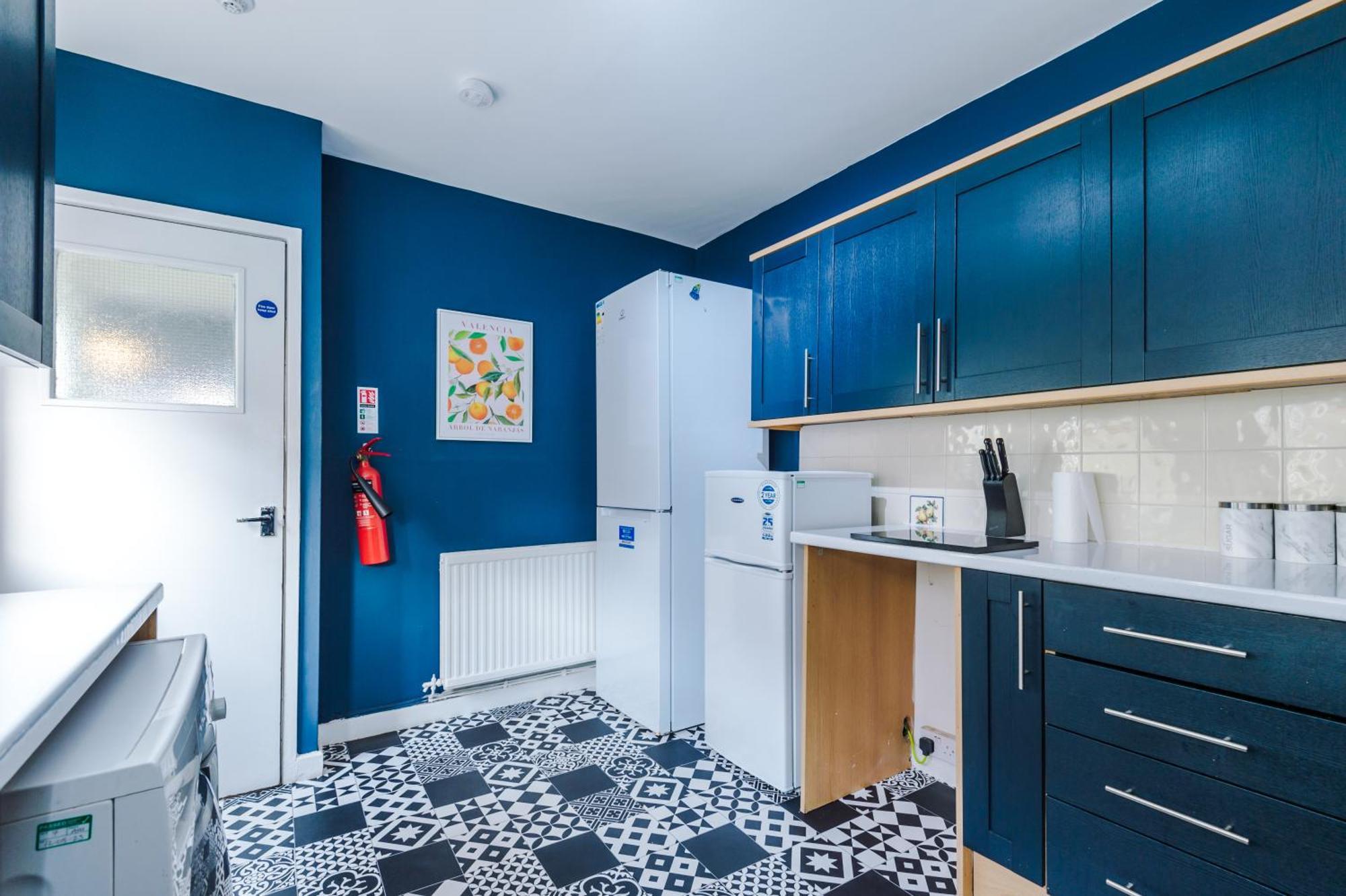 Large 7 Bedroom Town House In Centre Holiday home Chester